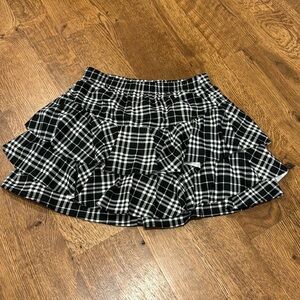 NWT Cheryl Creations Kids Girls Skirt Black and White Size Large